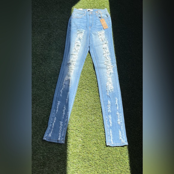 💎DISTRESSED JEANS💎 - Picture 5 of 8